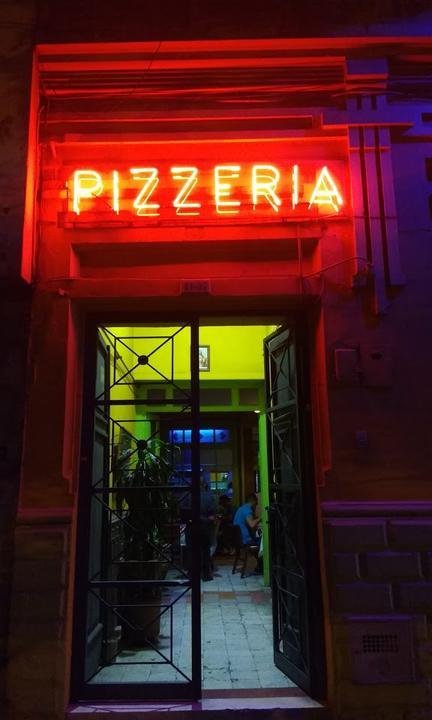 Pizzeria La Mera